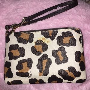 Selling this new coach wristlet
